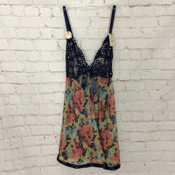 Spree Other - Spree Intimates Floral Lace & Sequins Babydoll with Matching Panty - Size Small